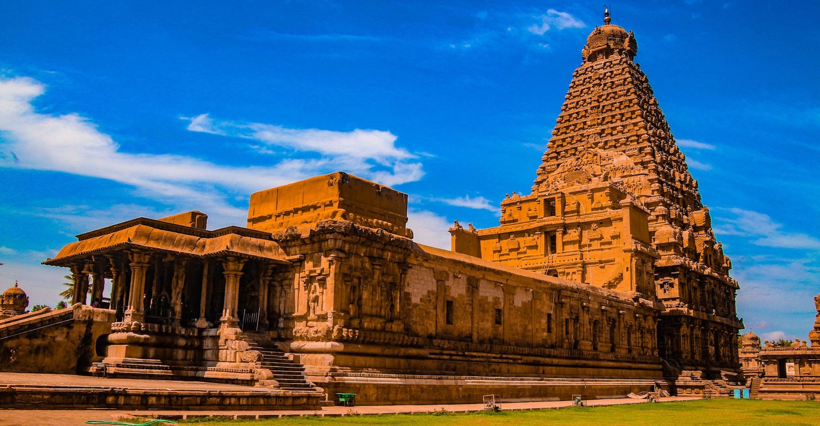 Brihadeeswarar-Temple,Thanjavur